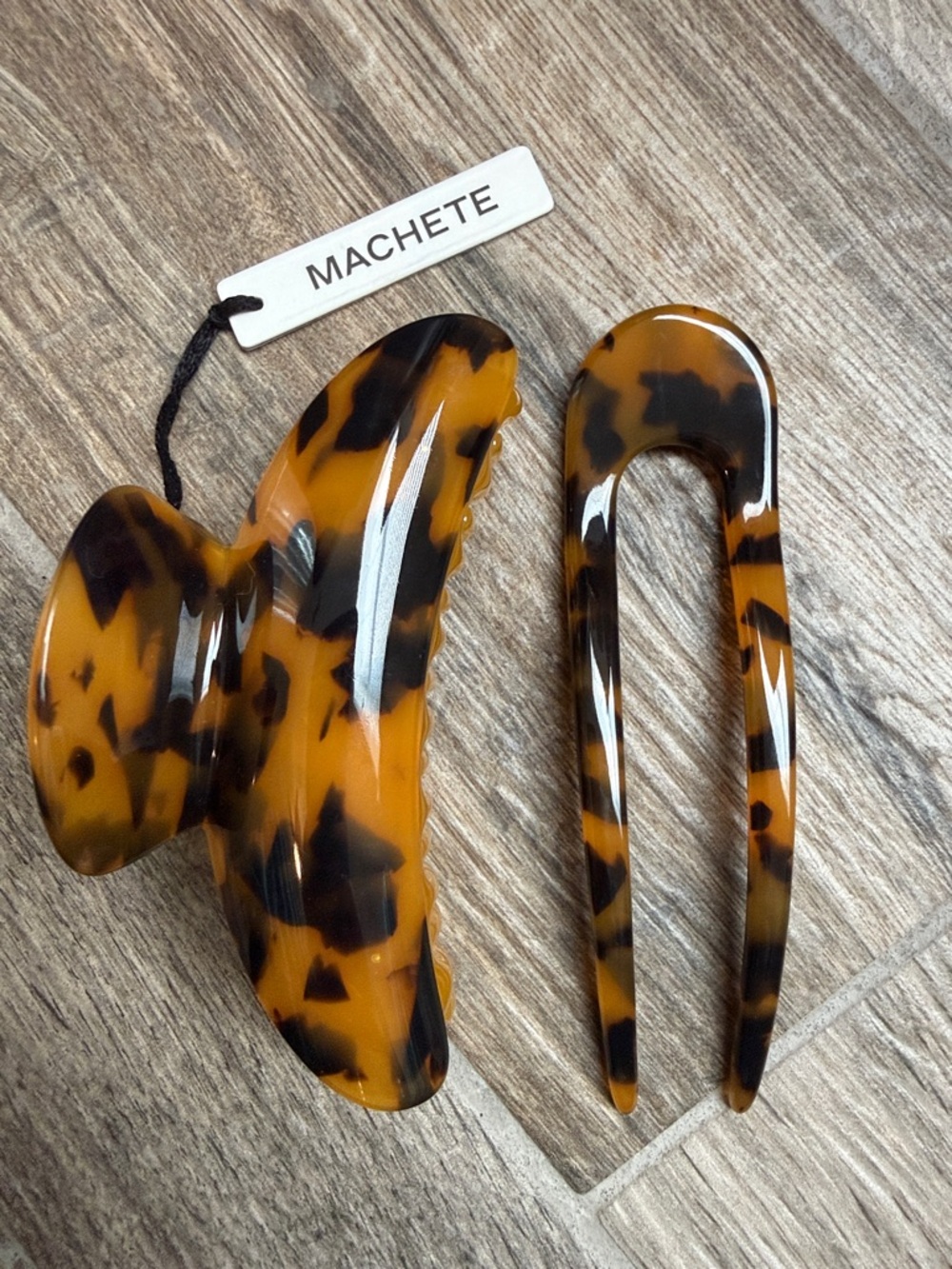 MACHETE Tortoise Grande Heirloom Claw and French Pin